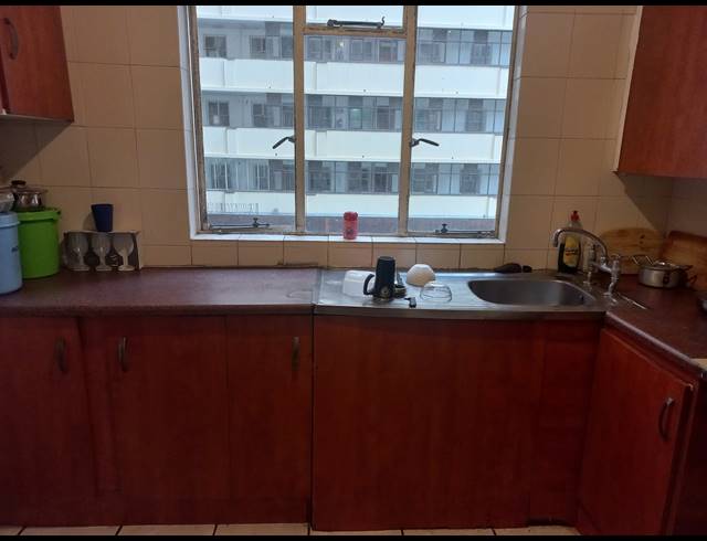 2 BEDROOM FLAT FOR SALE IN DURBAN CENTRAL